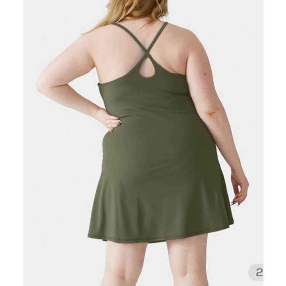 NWT Halara Softlyzero Plush Backless Active Dress… - image 4